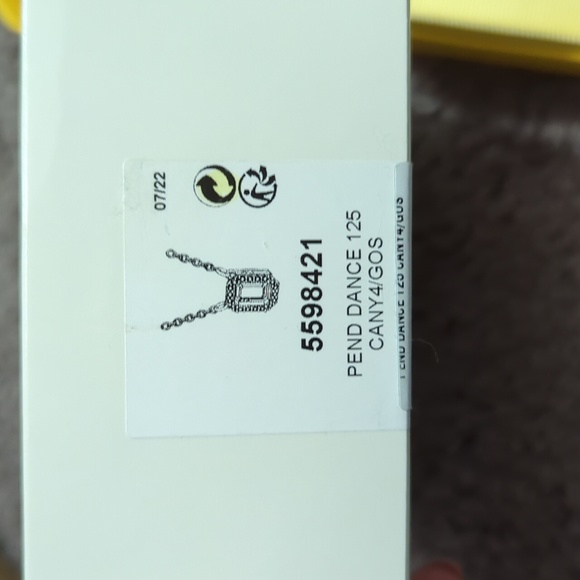 SWAROVSKI Millenia necklace Octagon cut, Yellow, Gold-tone plated - Picture 6 of 6